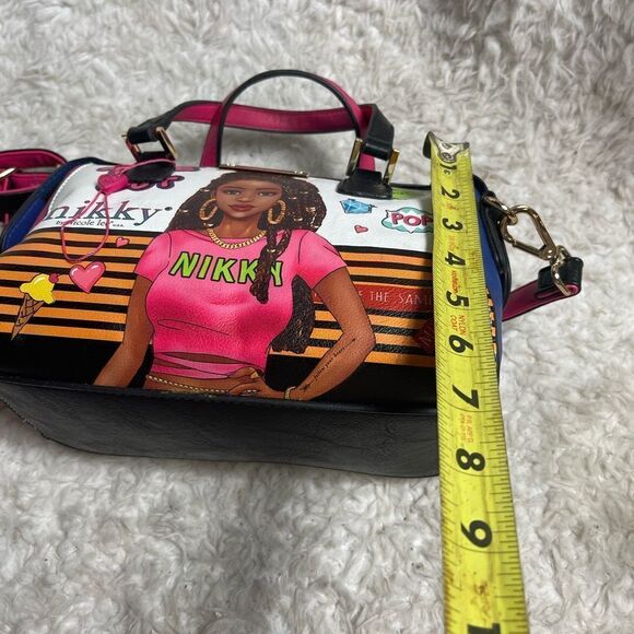 Nikky by Nicole Lee take me out small Satchel/Shoulder bag gold tone hardwares - Picture 10 of 15